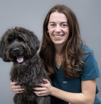 Burlington Emergency and Veterinary Specialists | logo in white bg