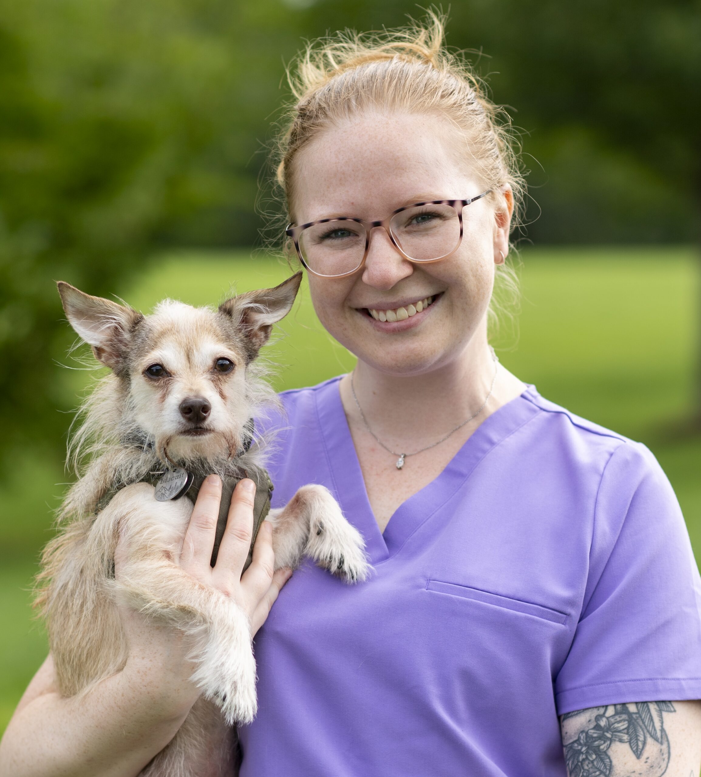 Burlington Emergency and Veterinary Specialists | logo in white bg